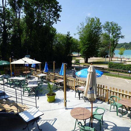 Hotel Restaurant La Chaumiere Du Lac Clairvaux-les-Lacs Exteriér fotografie